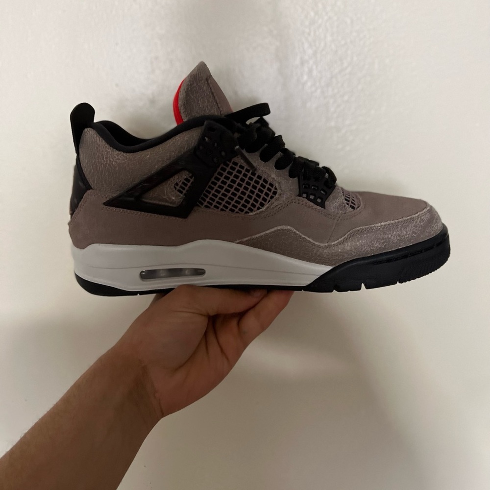 COPY - Jordan 4 Retro Taupe Haze